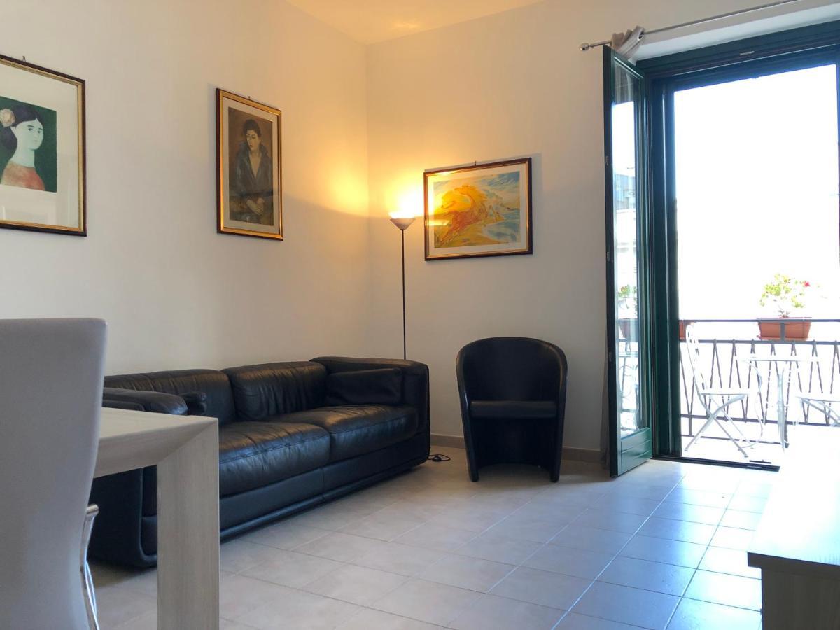 Camelia Apartment Бриндизи Экстерьер фото