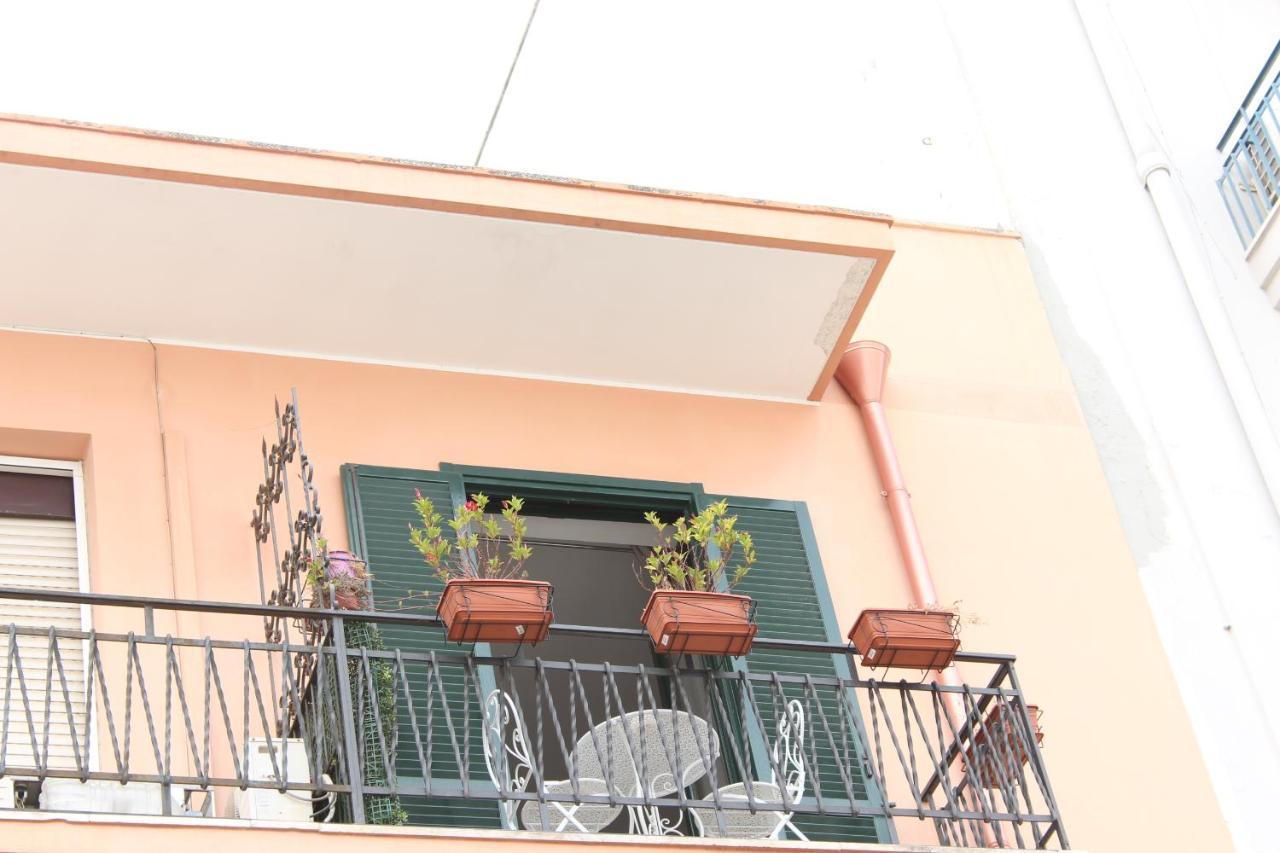 Camelia Apartment Бриндизи Экстерьер фото