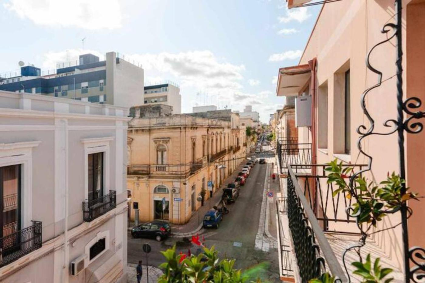 Camelia Apartment Бриндизи Экстерьер фото